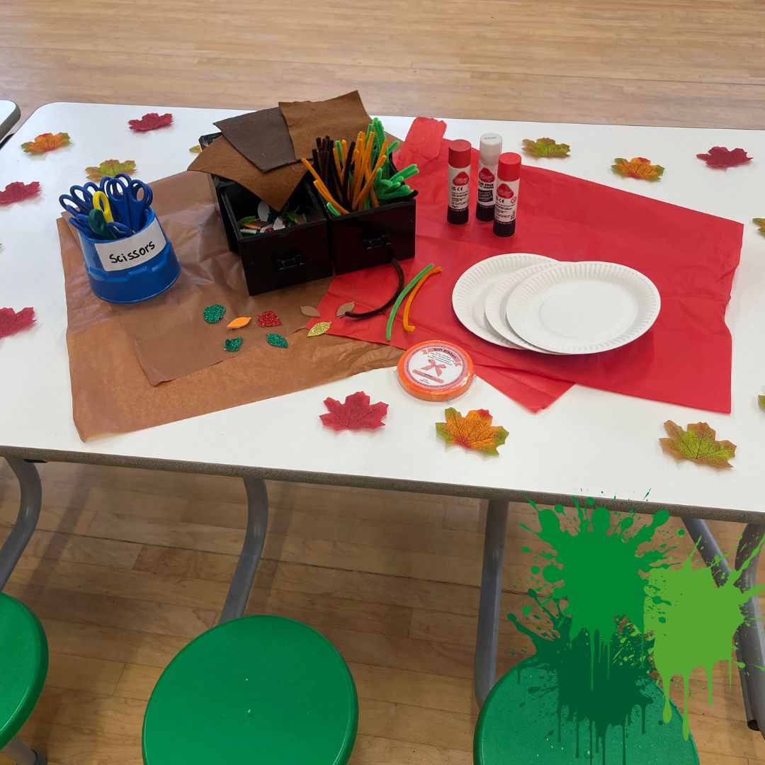 cheamparkfarm's tweet image. Welcoming Autumn with beautiful handmade wreaths! 🍂
The children had fun getting stuck into the arts and crafts at Wrap Around Care, making these brilliant seasonal wreaths with felt, leaves and pipe cleaners!🍁

#WrapAroundCare #AutumnCrafts #AfterSchoolFun #Creativechildren