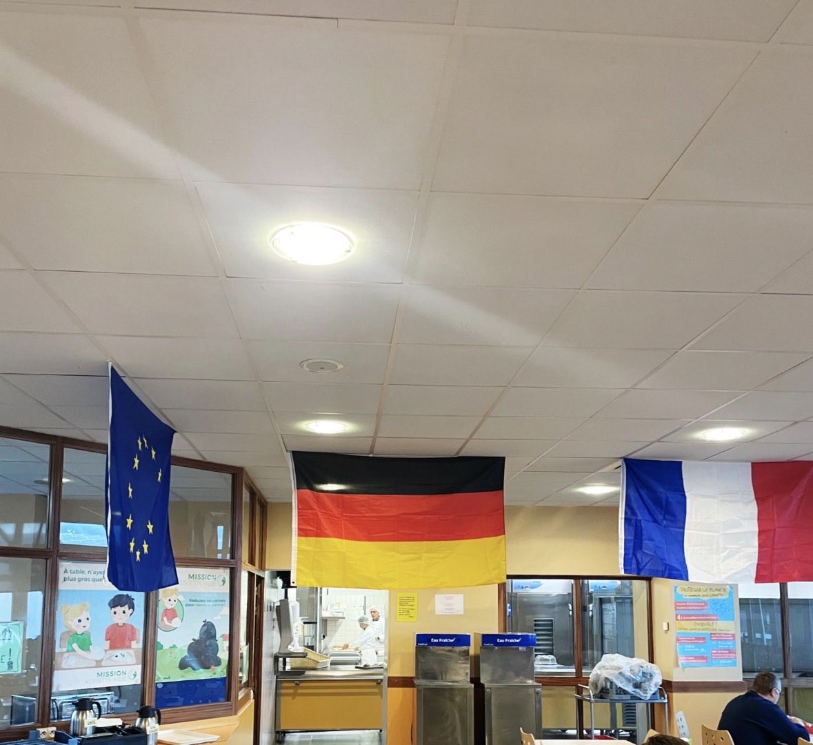 be_erasmus's tweet image. Empfang in der Schule 🇫🇷 🇩🇪 #be_erasmus #grundschule_klosterfelde #Erasmusplus