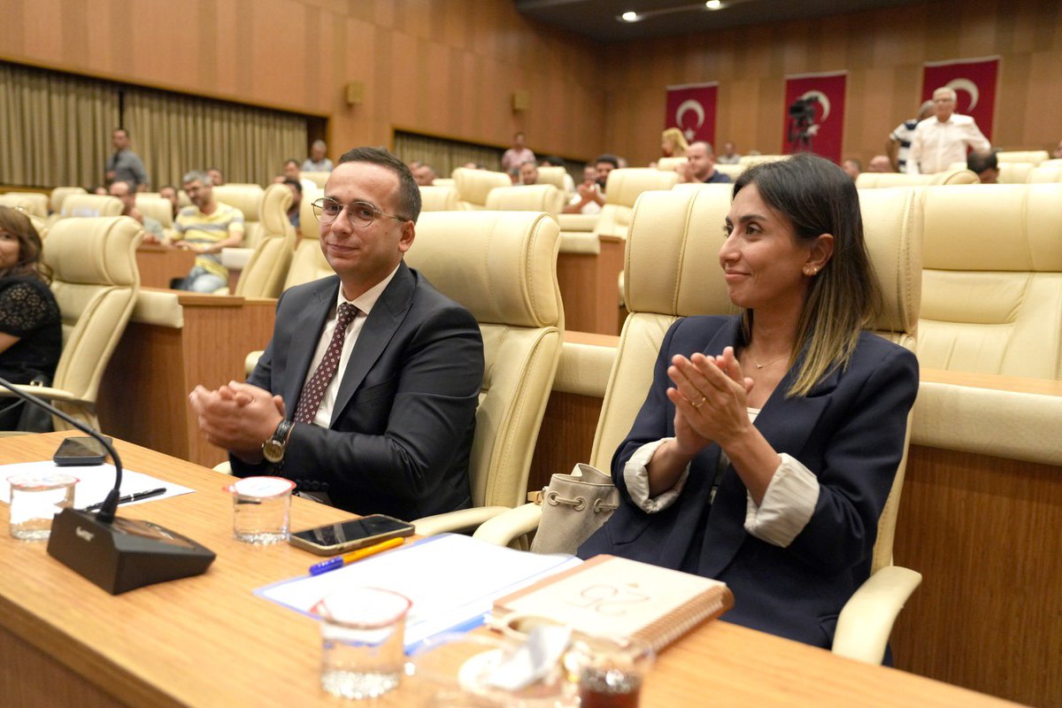 MEMUR VE KADROLU İŞÇİLERİMİZE REKOR PROMOSYON!

Çalışma arkadaşlarımızın haklarını korumak ve en iyi şartları sağlamak için çıktığımız yolda büyük bir başarıya imza attık.
Gerçekleştirdiğimiz banka promosyonu ihalesi sonucunda her bir memur ve kadrolu işçimiz 3 yıl için toplam