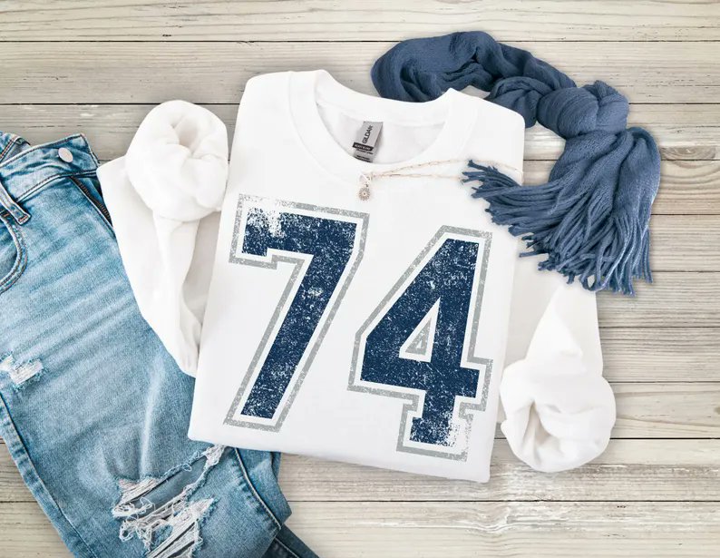 byhappygolicky's tweet image. Wear it loud &amp;amp; proud, mama! 📣
Customize your own Game Day Sweatshirt with your player’s number + fave colors for that perfect bleacher look. Cozy, cute, &amp;amp; totally YOU.
etsy.me/4hSrSG9

#GameDayStyle #CustomSweatshirt #SportsMom #GameDayOutfit #TeamSpirit #BleacherStyle