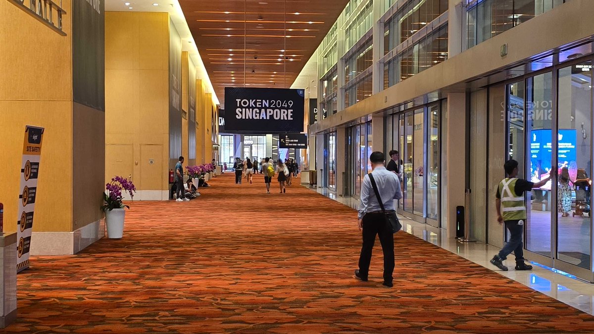Pixelette__Tech's tweet photo. Full hearts, inspired minds. 

Token2049 was an unforgettable experience. 

Thanks to everyone who shared their ideas and energy with us.

See you next time, Singapore!

#TOKEN2049Singapore https://t.co/YGIKTDJH0F