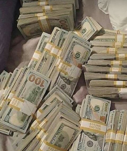 GoddessRaeX's tweet photo. I just received Tip me $40 from Anonymous via Throne. Thank you! https://t.co/qS0KJO2Oe2 #Wishlist #Throne https://t.co/OGT8FItiSJ