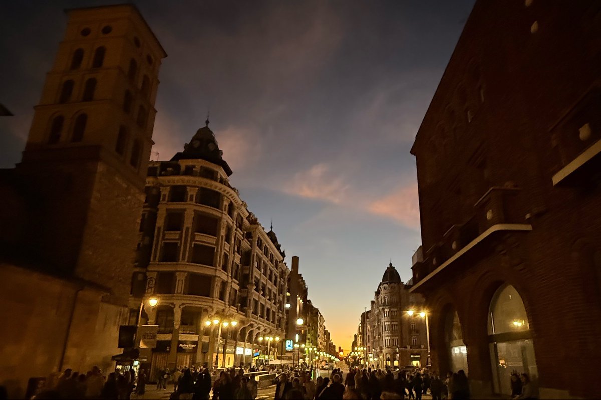 Noche de San Froilán en #LeonEsp