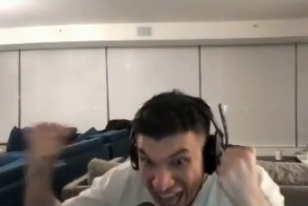 Teufzer EN tweet media