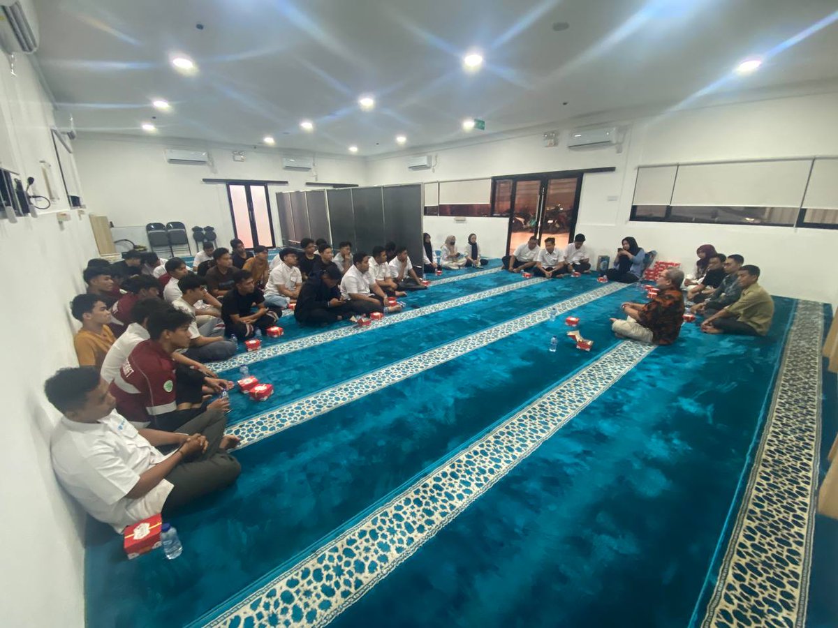 Agung Budi  Prasetio tweet media