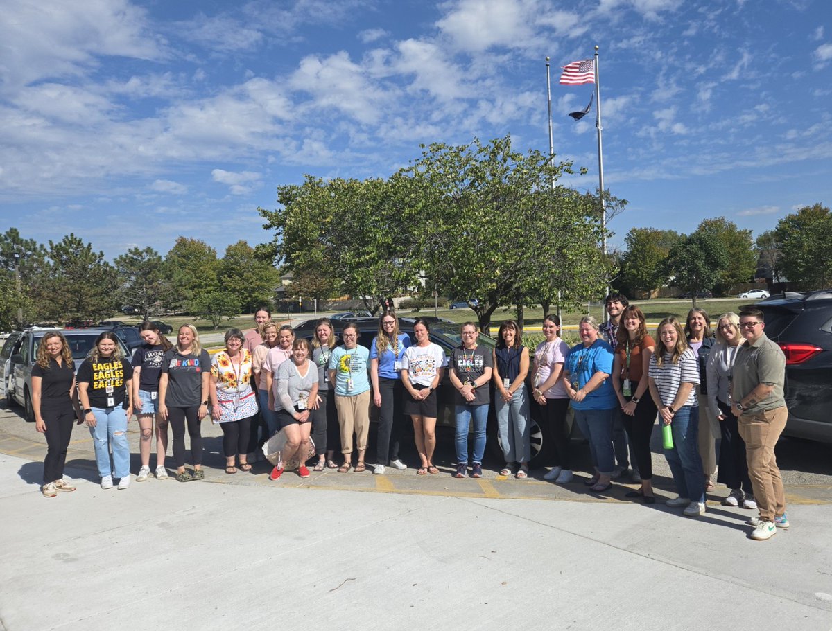 McCarthySubaru's tweet photo. We're proud to support students through Subaru Loves Learning®! On Oct 1, we donated $5,000 + school supplies to Sunflower Elementary. Together with @Adopt_Classroom, Subaru has helped 950K+ students nationwide. 💙📚
#SubaruLovesLearning #McCarthySubaru #GivingBack https://t.co/asAJbNnGdN