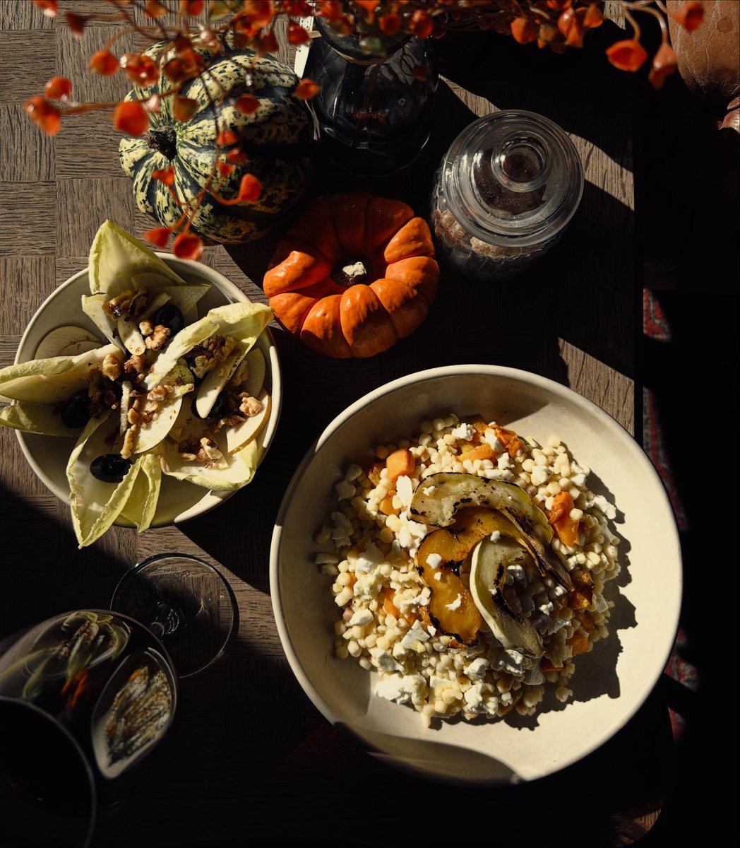 Crownchertsey's tweet image. 🍂 Our new Autumn menu is here at Brook Green! 🍁 From vibrant Fregola Salad with Heritage Squash to Dingley Dell Pork Sausages with Truffle Mash — it’s autumn on a plate. ✨ #BrookGreen #AutumnMenu #SeasonalFlavours