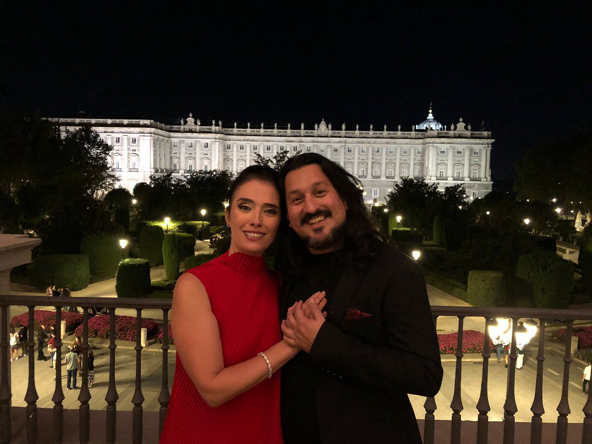 OperaRara's tweet photo. From New York to... Madrid! Team Opera Rara were spotted at the premiere of Iris @Teatro_Real to support @ErmonelaJaho @gerchualcantara
After the second performance tomorrow, we look forward to seeing Germán in London on Friday for the launch of our new season #OR55 🎶 https://t.co/G8FTfMCbWl