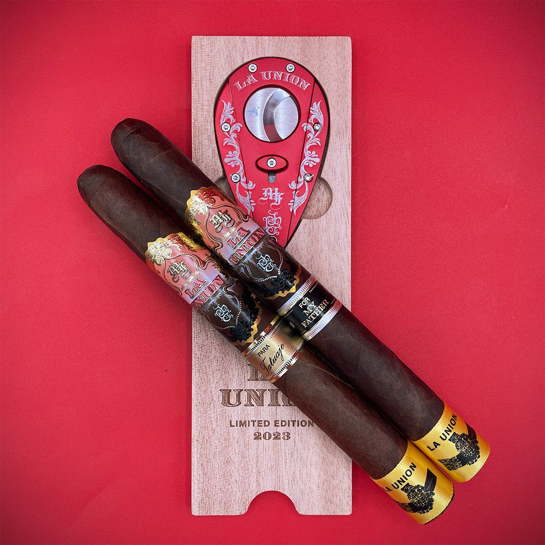The esteemed La Union Red just landed at the shop! When two power-houses come together, this is the outcome 🔥 My Father and Tatuaje pulled out all the stops with this one, with every box comes a themed Xicar cutter to boot! #MyFather #Tatuaje #Cigars

jackschwartz.com/products/tatua…