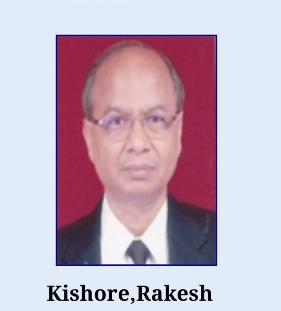 यह वही है जातिवादी आदमी जिसने चीफ जस्टिस पर जूता फेंकने की कोशिश की.

इस आदमी के महिमा मंडन में सोशल मीडिया पर लिखने वालों का सरनेम देखिए, सब के सब BJP और RSS समर्थक हैं.

यह लोग संविधान विरोधी हैं. आरक्षण विरोधी हैं और जाति जनगणना के नाम से इन लोगों को 102 डिग्री का बुखार आ जाता