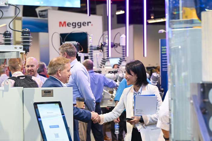 IEEETandD's tweet image. 🤝 Power up your network—on and off the floor.
At @IEEEPES T&amp;amp;D 2026, every moment is a chance to connect: booth-side chats, tech demos, lounges, panels &amp;amp; exclusive meet-ups with energy innovators.
📆 4-7 May |  Chicago, IL
🔗bit.ly/IEEEPESTD26Net…
#IEEEPES #IEEETandD #IEEE