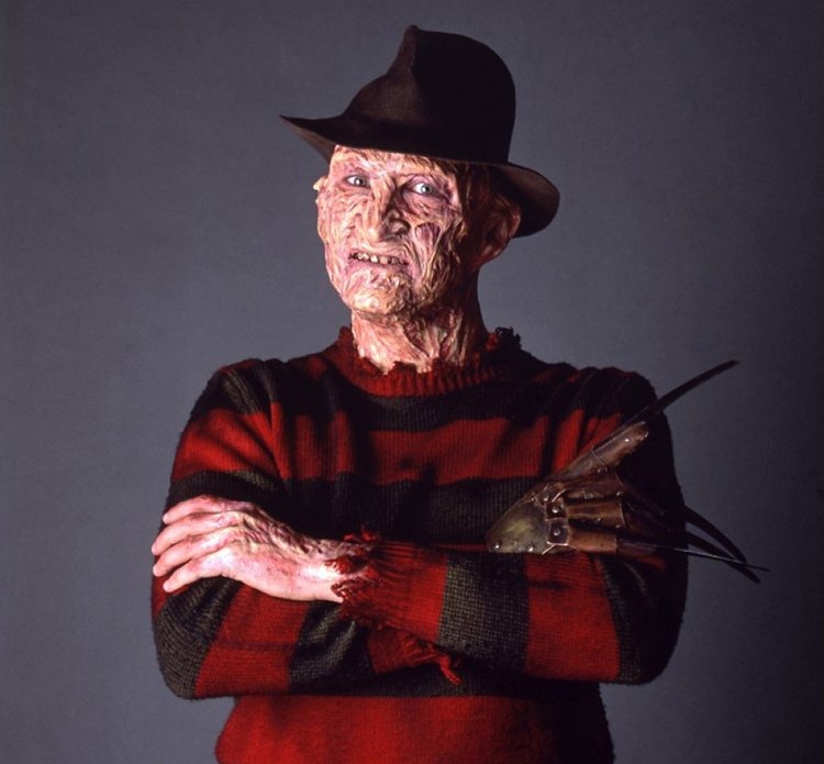 BDisgusting's tweet photo. Who does Robert Englund want to see as the next Freddy Krueger? He tells us, "I think, for the sake of the franchise, they need to find someone like a Doug Jones."

Englund continues, "But I think they probably should steer themselves to someone more unknown that doesn’t have to worry about following in my footsteps or anything else; just creating his own conception of the character. I think that it would be interesting to maybe redefine Freddy differently than my physicality and my size; a lumbering tall man, perhaps, or someone wiry and shorter than me, and maybe more cat-like or reptilian. It would be interesting. They gotta pick somebody that can go the distance."