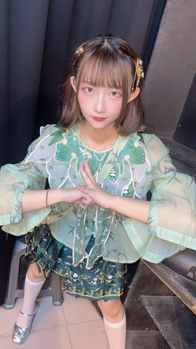 ziqizz__'s tweet photo. 中秋の名月🐰🥮
今年烤肉了嗎✨ https://t.co/38GnQcHRKG