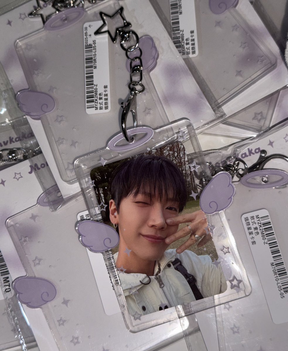 เฟรมการ์ดน่ารักมากกกกก คนในการ์ดโคตรน่ารักกกกกก 🤏🏻