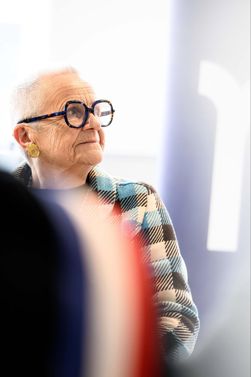 FrancoiseGatel's tweet image. À l’heure de quitter le ministère de la Ruralité, j’ai une pensée pour tous ceux que j’ai rencontrés dans l’année écoulée : élus, associations, commerçants, chefs d’entreprises, agriculteurs, habitants des communes rurales des 48 départements que j’ai parcourus.

Je salue…