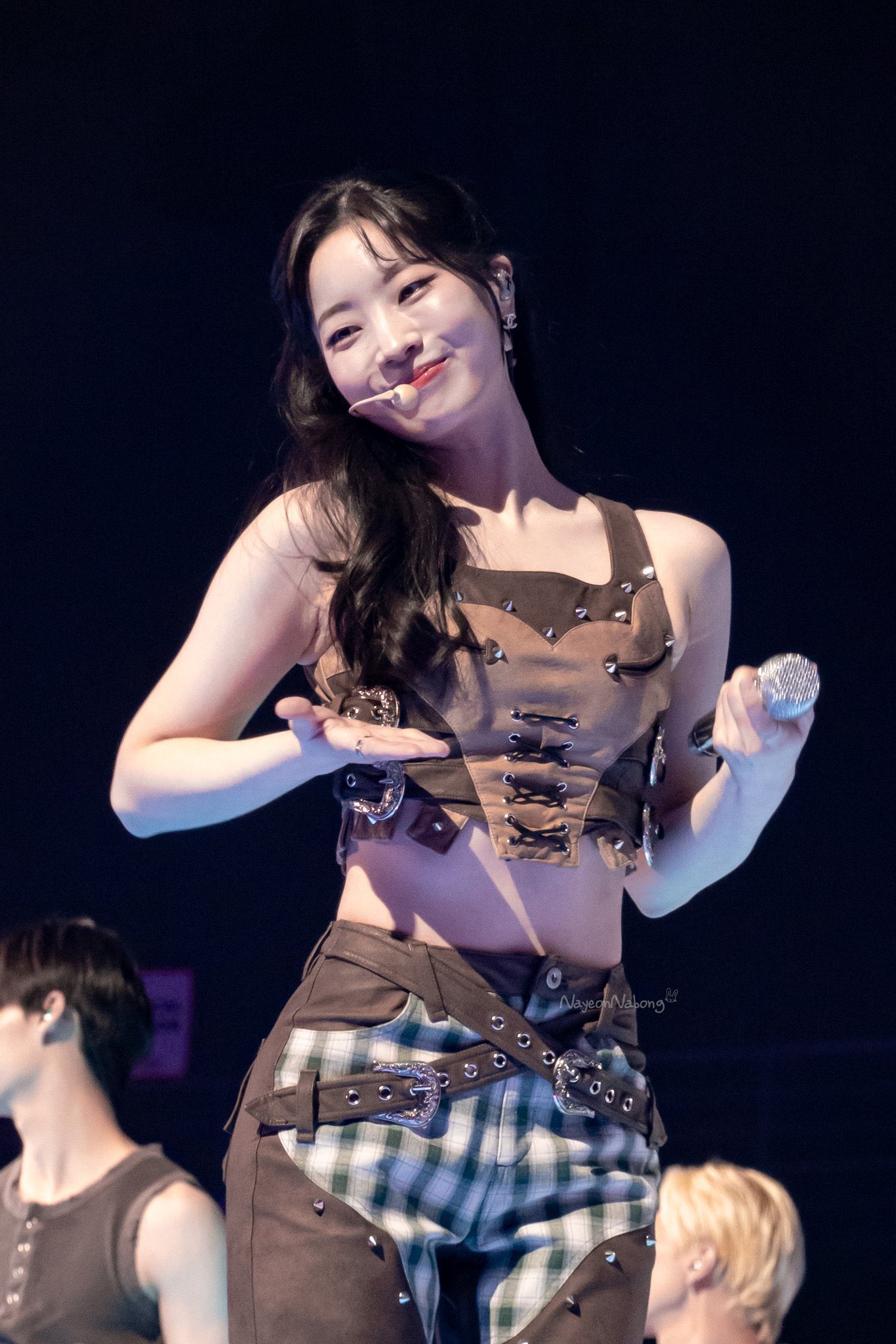 𝗺𝗼𝗺𝗼👱🏻‍♀️ on X: 