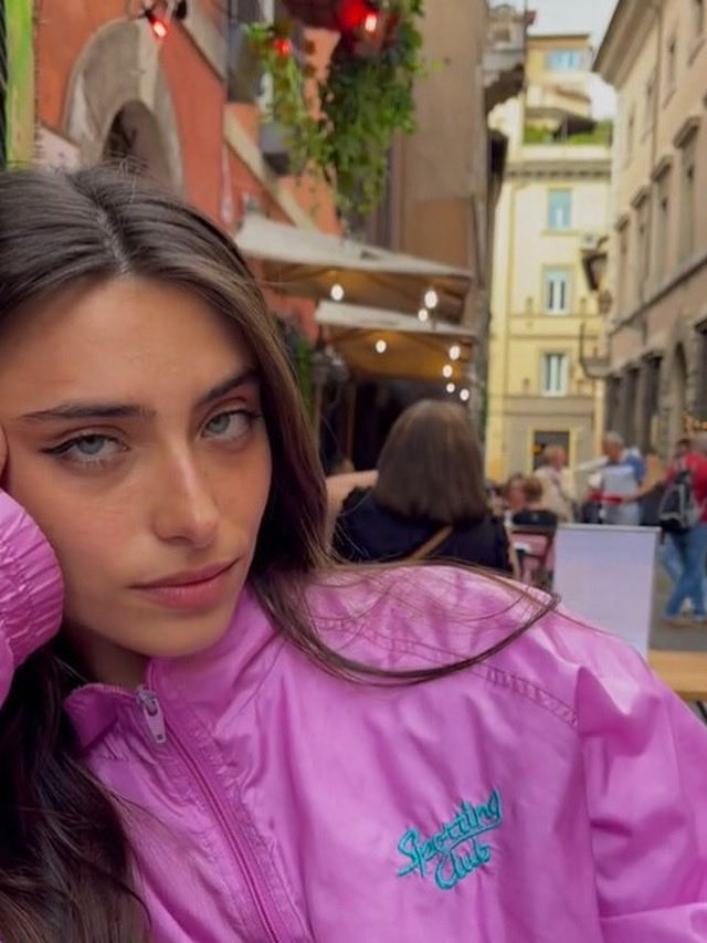nimbusreach's tweet photo. How she looks at me when I make her $45K in one weekend https://t.co/pd0YMZ4QaA