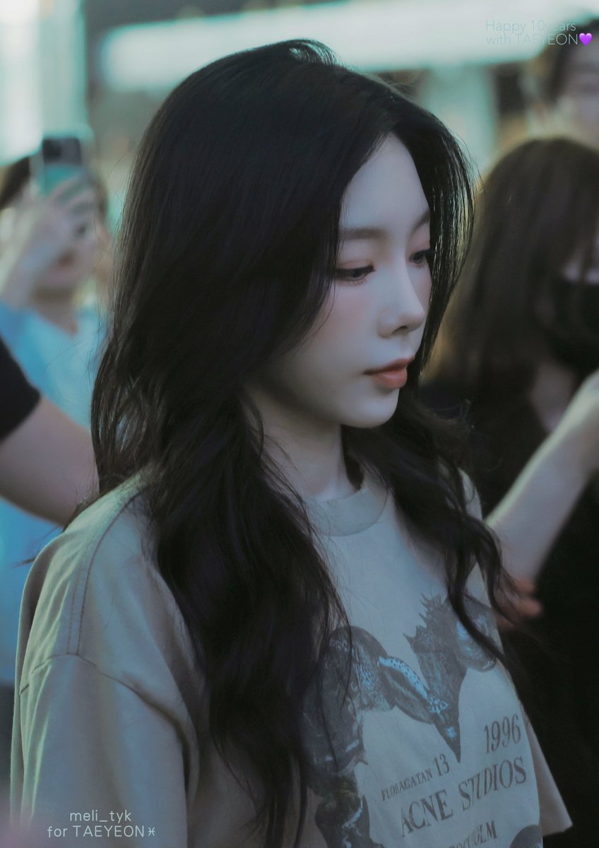 meli_tyk's tweet photo. 𝐻𝑎𝑝𝑝𝑦 10𝑡ℎ 𝑎𝑛𝑛𝑖𝑣𝑒𝑟𝑠𝑎𝑟𝑦🤎
#태연아_우리의_10년은_너였어 #10YEARS_WITH_TAEYEON https://t.co/lEuU3FA1WZ