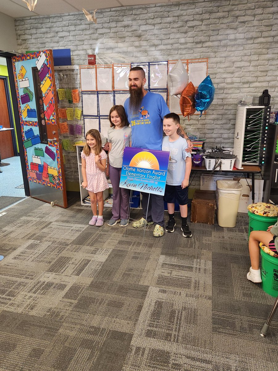 Surprise Patrol today to recognize our Secondary &amp; Elementary Horizon Award Finalists representing Olathe! Gregory Bergman &amp; Kevin Nicholls 😀 #OPSgrowhere, <a href="/olatheschools/">Olathe Public Schools</a>, <a href="/BBelementary/">Black Bob Elementary</a>, <a href="/YeagerBrent/">Dr. Brent Yeager</a>, <a href="/OATCRoadrunners/">Olathe Advanced Technical Center</a>, <a href="/DrLizHarrison/">Liz Harrison</a>, <a href="/kellytines/">Kelly Tines</a>