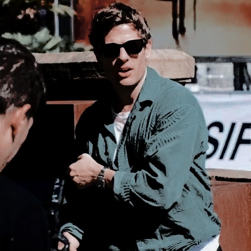 ᵀᴴᴱ 𝐃𝐀𝐑𝐈𝐍𝐆. tweet media