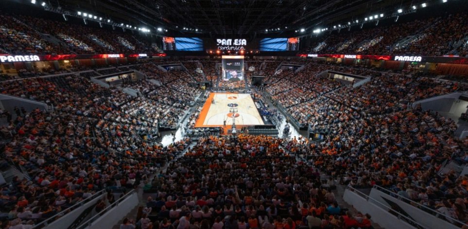 ➡️ Juan Roig desvela las claves del majestuoso ROIG ARENA.
✅ "Parece baloncesto de la NBA". En <a href="/JGBasket/">Gabriel Alemany</a> 👇👇
jgbasket.net/claves-roig-ar…