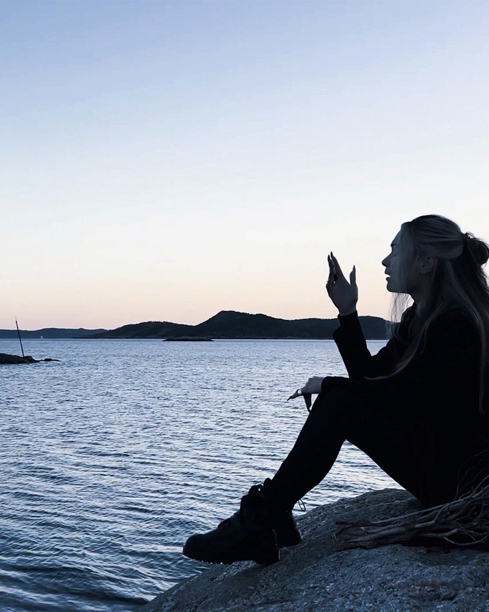 Seven Spires tweet media