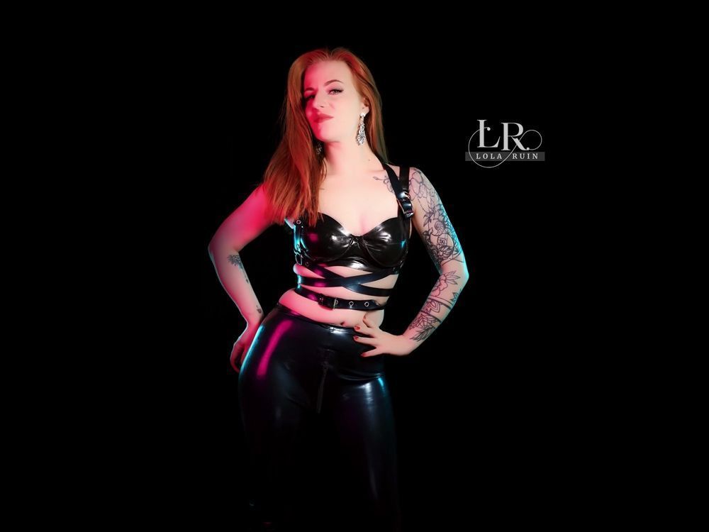 Are you ready to be teased, tormented, and trained? 

Hit retweet if so...