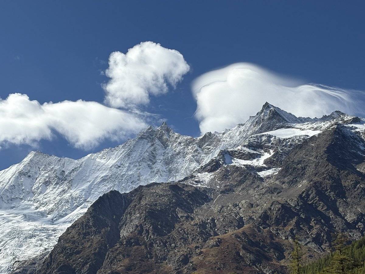 Prachtige lucht in Saas-fee.