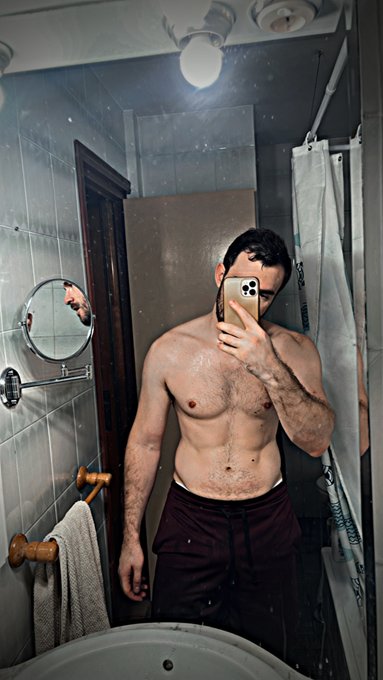 💦 https://t.co/x5u0h13Yku