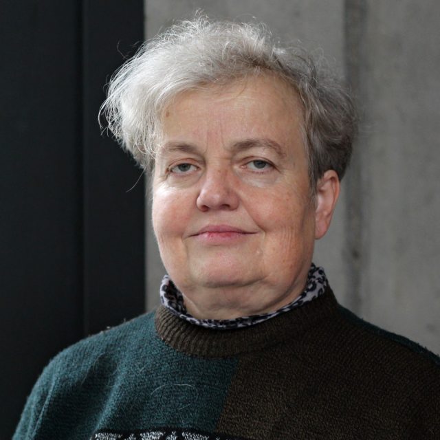 Tato země přišla o velkou dámu a velkého člověka. 

Paní Dana Drábová zemřela.

Byla to pro mě velká osobnost známá nejenom v české republice, je to pro mě velký šok.

Odešlo i kus mé duše..