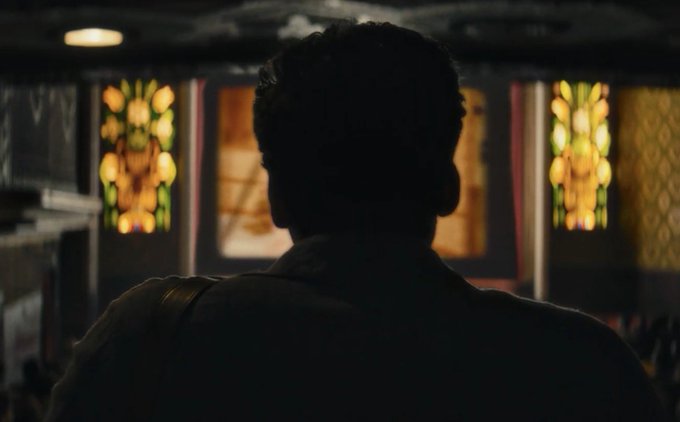 emannuelbento's tweet image. Nova imagem de &quot;O Agente Secreto&quot; mostra Wagner Moura entre os vitrais do Cinema São Luiz do Recife.

Durante a sessão de pré-estreia no São Luiz, foi nesse exato momento que os vitrais da sala acenderam. Absolute cinema.