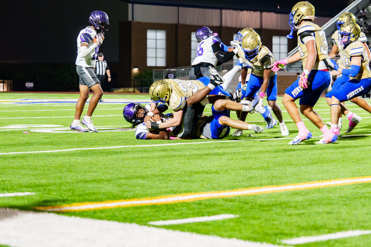 emsisdathletics's tweet photo. Pioneers clinch nail-biting win over Crowley
Read more here:
https://t.co/BtbkXk626q https://t.co/3W0p2O11Em