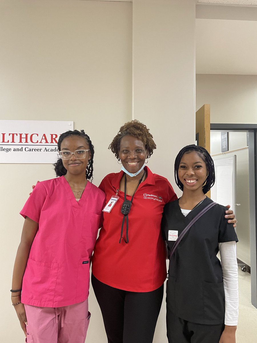 Roberta Axson tweet media