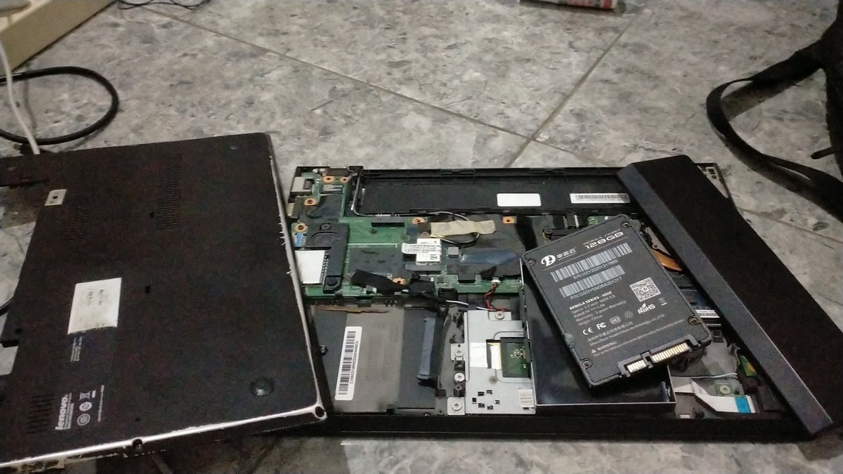 Ripbozo
Thanks for accompanying me since college 

Kindof a dick move to die when I'm this close to buy 5050 laptop, but now I forced to get 3050
Oh well, I can buy better laptop later. Kind of blessing in disguise, buying 3050 means I can buy phone next month