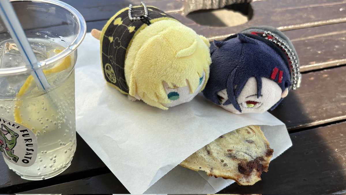 kom_bu_ugi's tweet photo. 本当に貴重な体験でした。日本刀は美しい、まさにその通りだと思います。これからも、刀見守り続けていきたいとより一層思わせてくれる展示でした。
語彙力がなくてごめんなさい…
たい焼きも美味しかったです。 https://t.co/Fpq6kK0Aa9