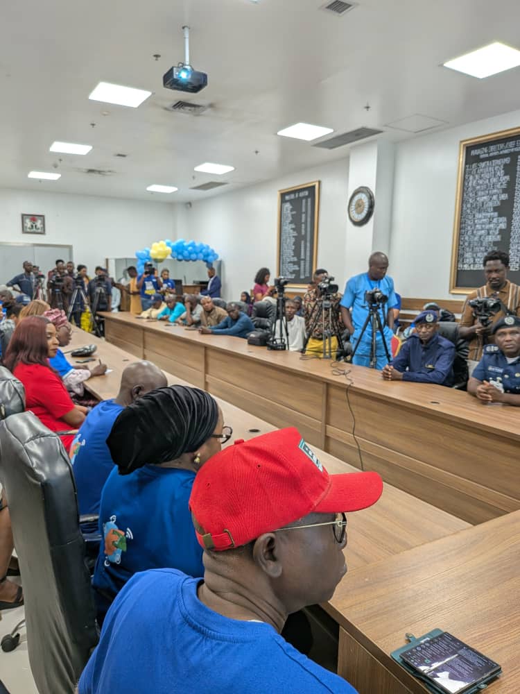 martinokorowu's tweet photo. The Abuja launch of @FAAN_Official's #OperationGoCashless took place today with a press conference led by the Director of Commercial and Business Development, Ms Adebola Agunbiade, at the Nnamdi Azikiwe International Airport (NAIA), Abuja. https://t.co/YkONvO37ts