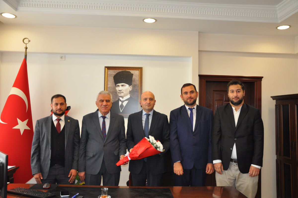 Malkara Müftüsü Rıdvan KARATAŞ ve müftülük çalışanları, Camii ve Din Görevlileri Haftası münasebetiyle Kaymakamımız Haluk KOÇ’a ziyarette bulundular.