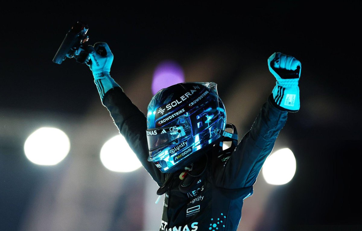 Ha tenido 2 opciones de ganar esta temporada, y ha ganado las 2.

Ahora está de moda elogiarle, pero hace algunos años la gente le hateaba (por decir que AD 21 fue un robo) y que no era tan bueno.
Algunos confiamos en él desde hace mucho...
De los mejores pilotos de este siglo.