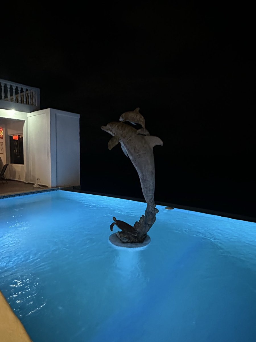 Another beautiful day at the Villa on Dunbar Rock off Guanaja Island, Honduras. They have a nice pool with great views. #pool #caribbean #roatan #honduras #dunbarrockvillas #dunbarrock #scuba #scubadiving #diving #vacation #travel #infinitypool  <a href="/DunbarRock/">Villa on Dunbar Rock</a>