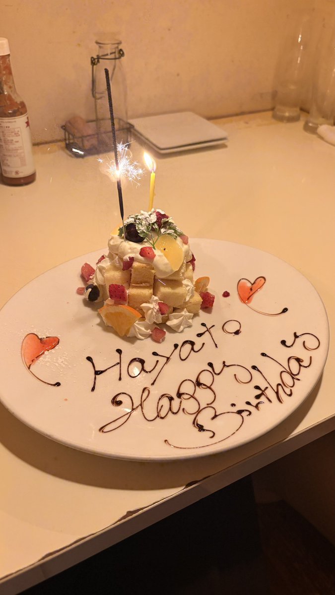 23Hayato_'s tweet photo. 久しぶり〜
20歳になってしまいました、今年こそ心と体のタイミングを合わせて活動したいものです
どうぞ宜しく！！ https://t.co/kden3Y8mbE
