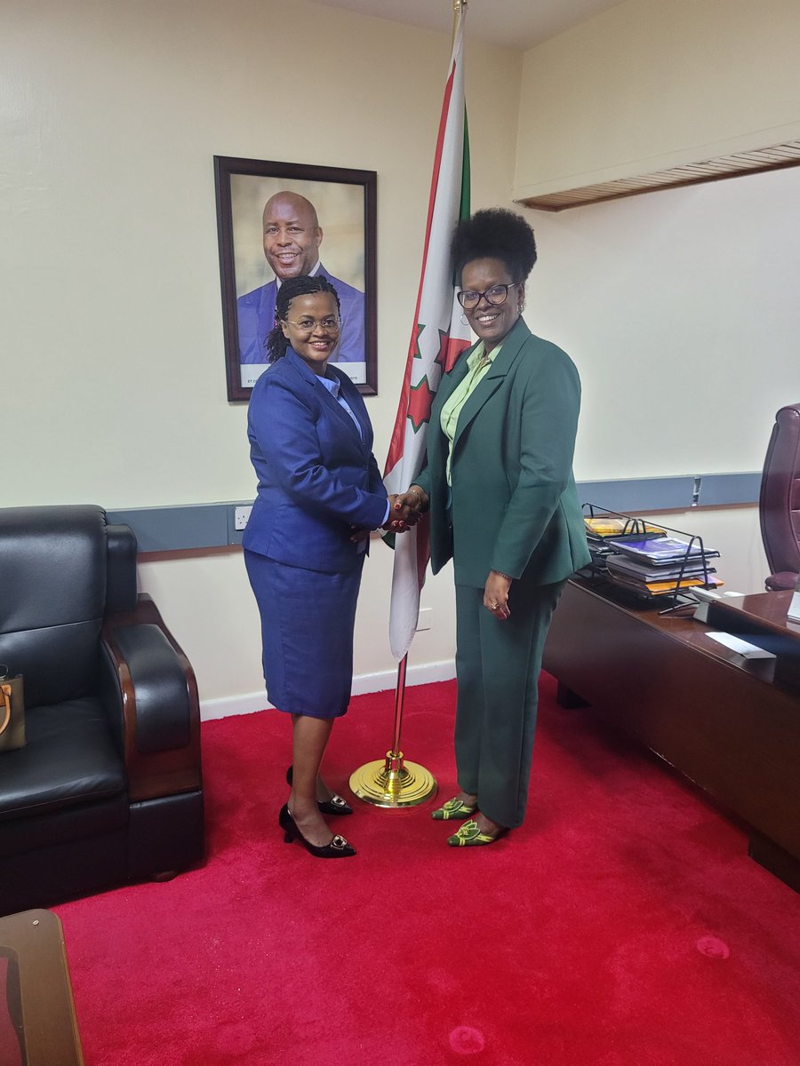 BurundinLusaka's tweet image. Prior to the #COMESA meetings, Ambassador Evelyne Butoyi paid a courtesy visit to her counterpart, Her Excellency @EvelyneHabonim1, the Ambassador of #Burundi to #Kenya.