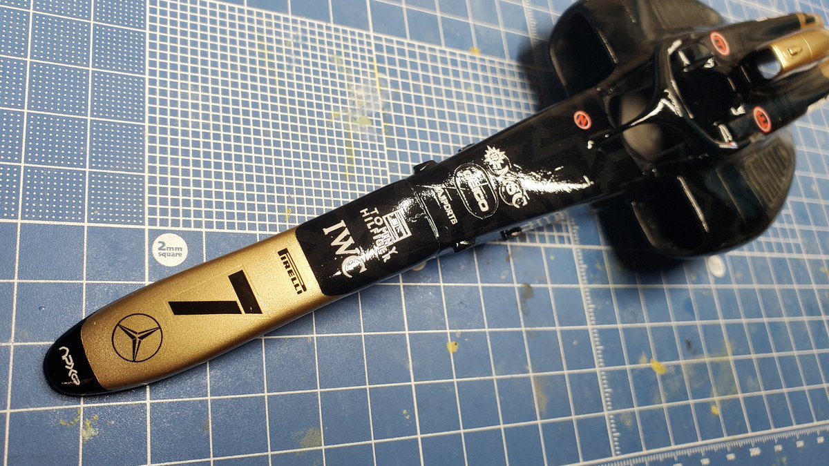 bm_kazuki's tweet photo. 【APXGP no.27】

週末にウレタンクリアを吹いて研ぎ出しまで終わらせましたー。
これで、この製作で一番憂鬱な工程に移行しましょう…😫

#F1TheMovie 
#apexgp
#ApexGP
#APXGP
#apxgp https://t.co/4s8AUs24as