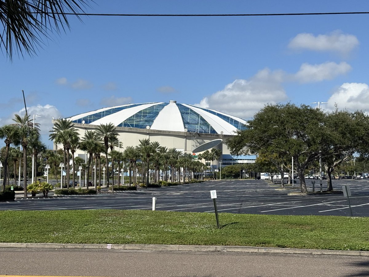 Everything’s coming along at the old barn!!