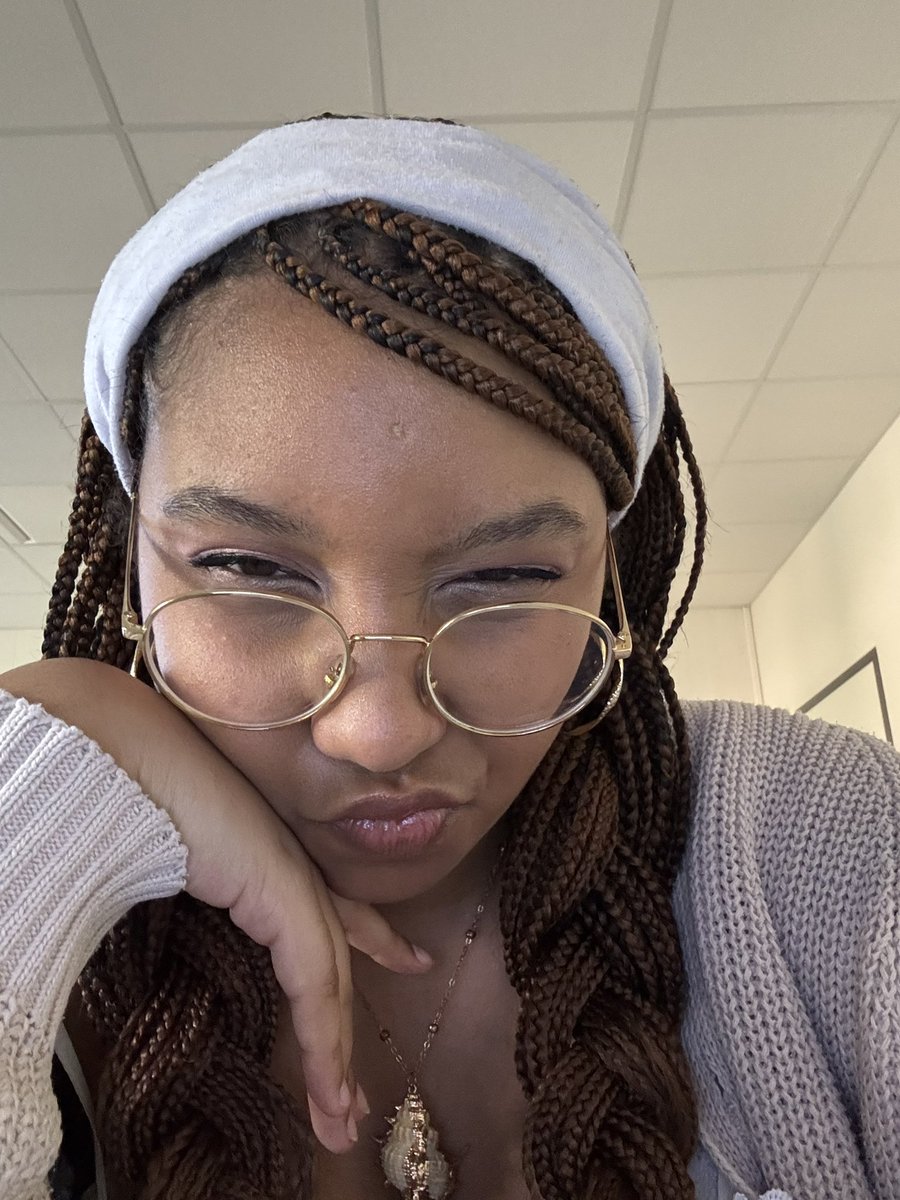 ♪ ₊˚♬ lip tweet media