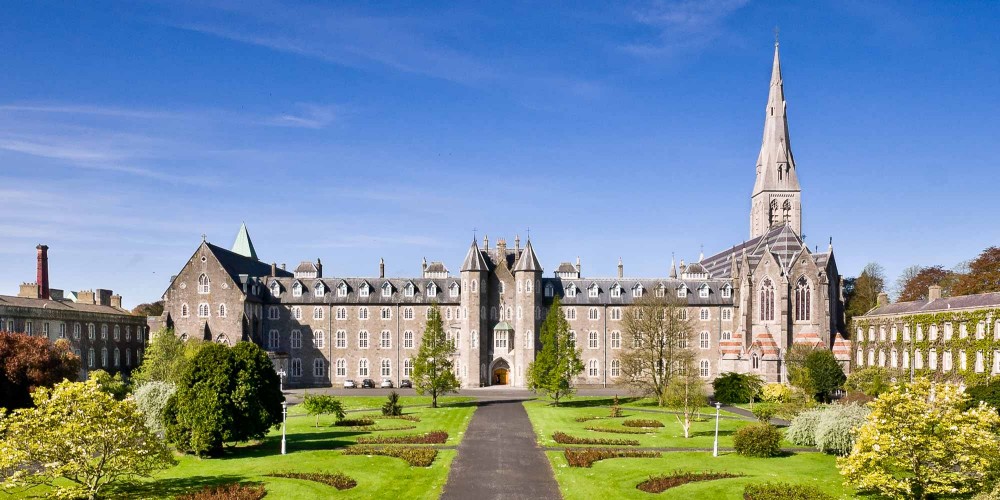<a href="/MaynoothUni/">Maynooth University</a> Econ is hiring an AP: make sure to apply, deadline of Oct 12

Maynooth is a growing department, recently hired e.g. <a href="/DCuberes/">David Cuberes</a>, very close to <a href="/EconomicsUCD/">UCD Economics</a> and <a href="/tcdeconomics/">Department of Economics, Trinity College Dublin</a>, plus their campus is a treat. 

And watch out for our own <a href="/EconomicsUCD/">UCD Economics</a> AP posting(s) soon!