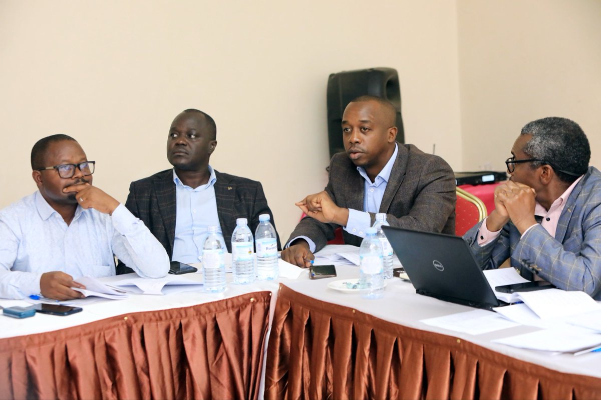 Members of the Parliamentary Forum on AMR held a strategic meeting to review the National Drug and Health Products Authority Bill 2025. Proposed amendments aim to enhance oversight, ensure drug quality, and reinforce the fight against antimicrobial resistance <a href="/IDIMakerere/">Infectious Diseases Institute, Makerere University</a>