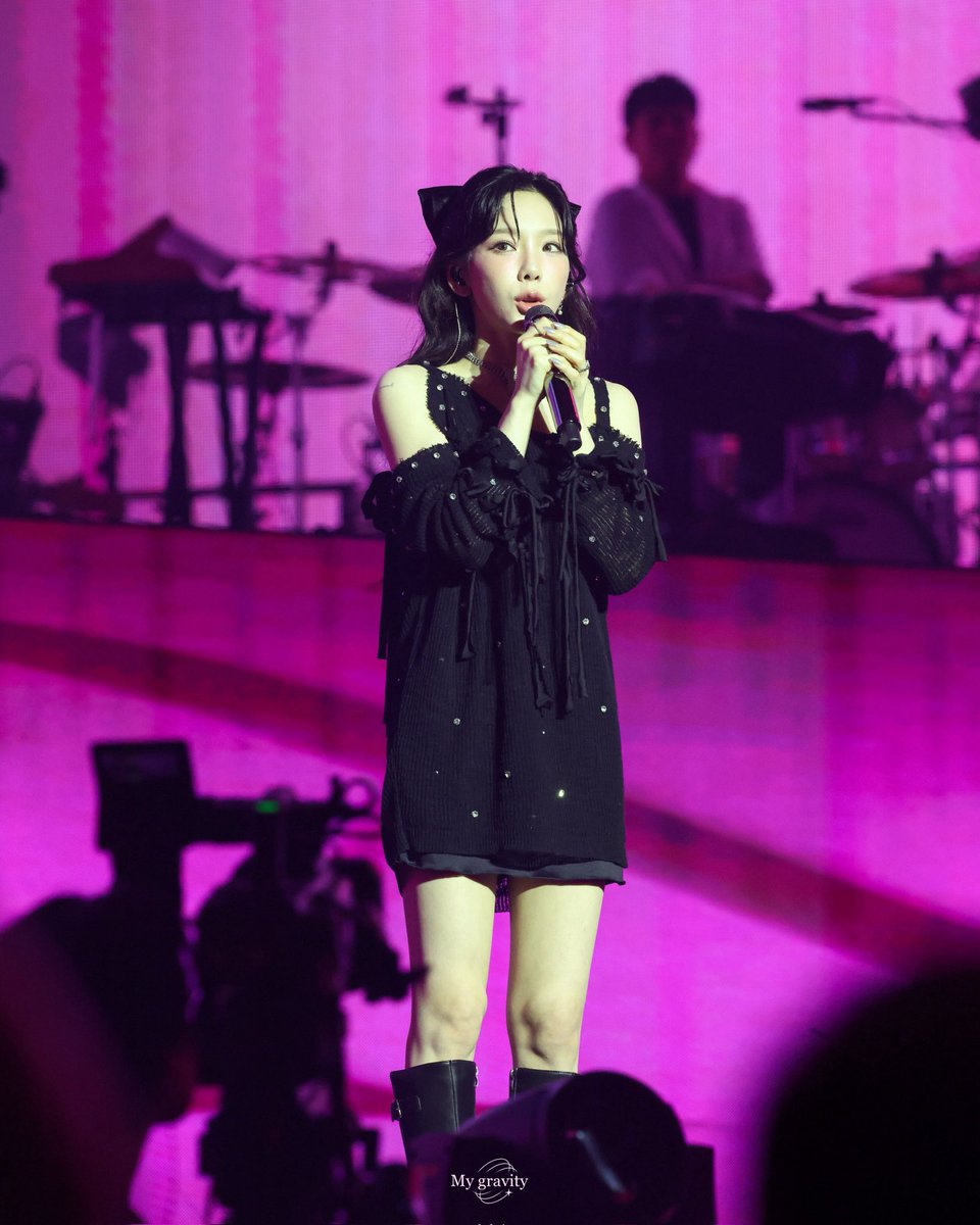 gravity_kty's tweet photo. 𝐇𝐀𝐏𝐏𝐘 𝐓𝐀𝐄𝐍𝐆𝐓𝐇💜
10주년 정말 축하해💛

#태연아_우리의_10년은_너였어
#10YEARS_WITH_TAEYEON
#TAEYEON #태연 https://t.co/LEhHJtxnM3