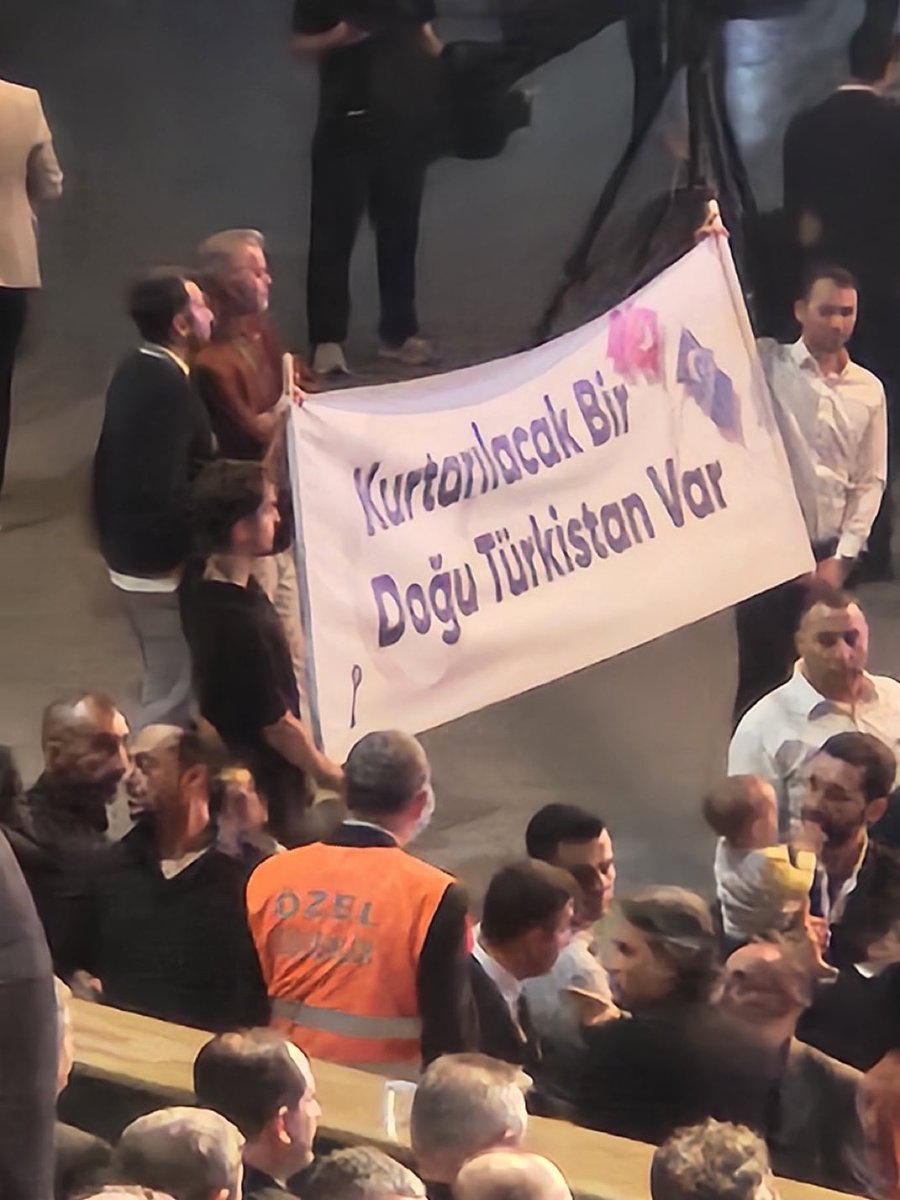 ⚠️ Kurtarılacak Bir ❗️

Doğu Türkistan var ❗️