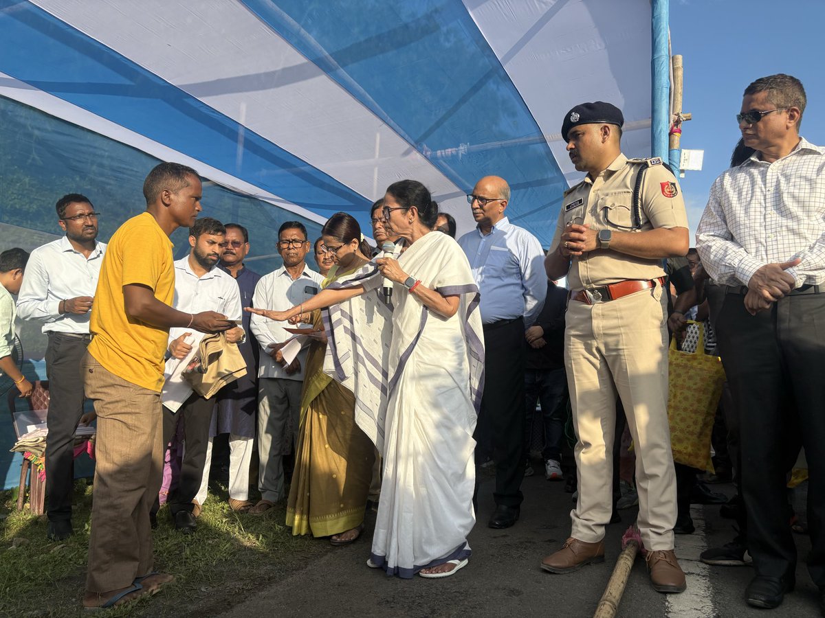 Abir Ghoshal (@abirghoshal) on Twitter photo Chief Minister <a href="/MamataOfficial/">Mamata Banerjee</a> announces compensation, claims North-Bengal floods man-made. Chief Minister <a href="/MamataOfficial/">Mamata Banerjee</a> announces compensation, claims North-Bengal floods man-made.