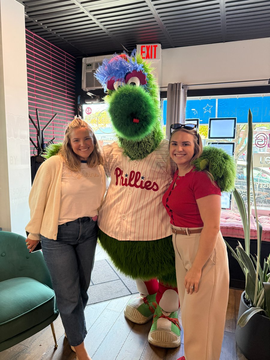 SegelAssoc's tweet image. Our team was thrilled to attend the Red October Bus Rally, which made its final stop in Haddon Township. The Haddon Township BID has been our client for over a year now, and never fails to provide us with amazing opportunities such as this one. ⚾️#haddontownship #clientlove